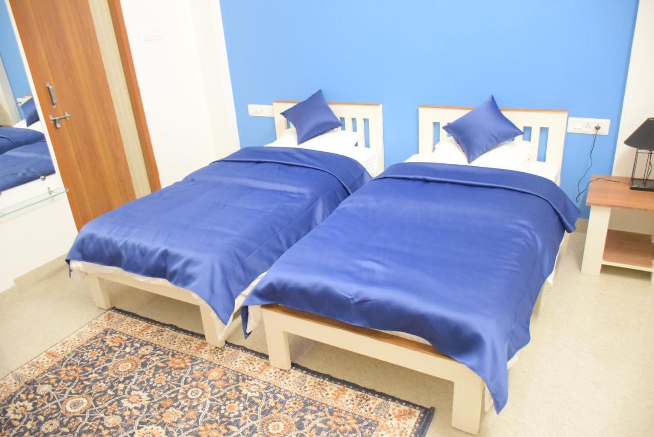 The Autumn Leaves Bhopal Bed & Breakfast Bagian luar foto