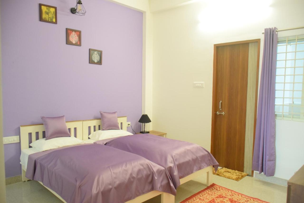 The Autumn Leaves Bhopal Bed & Breakfast Bagian luar foto